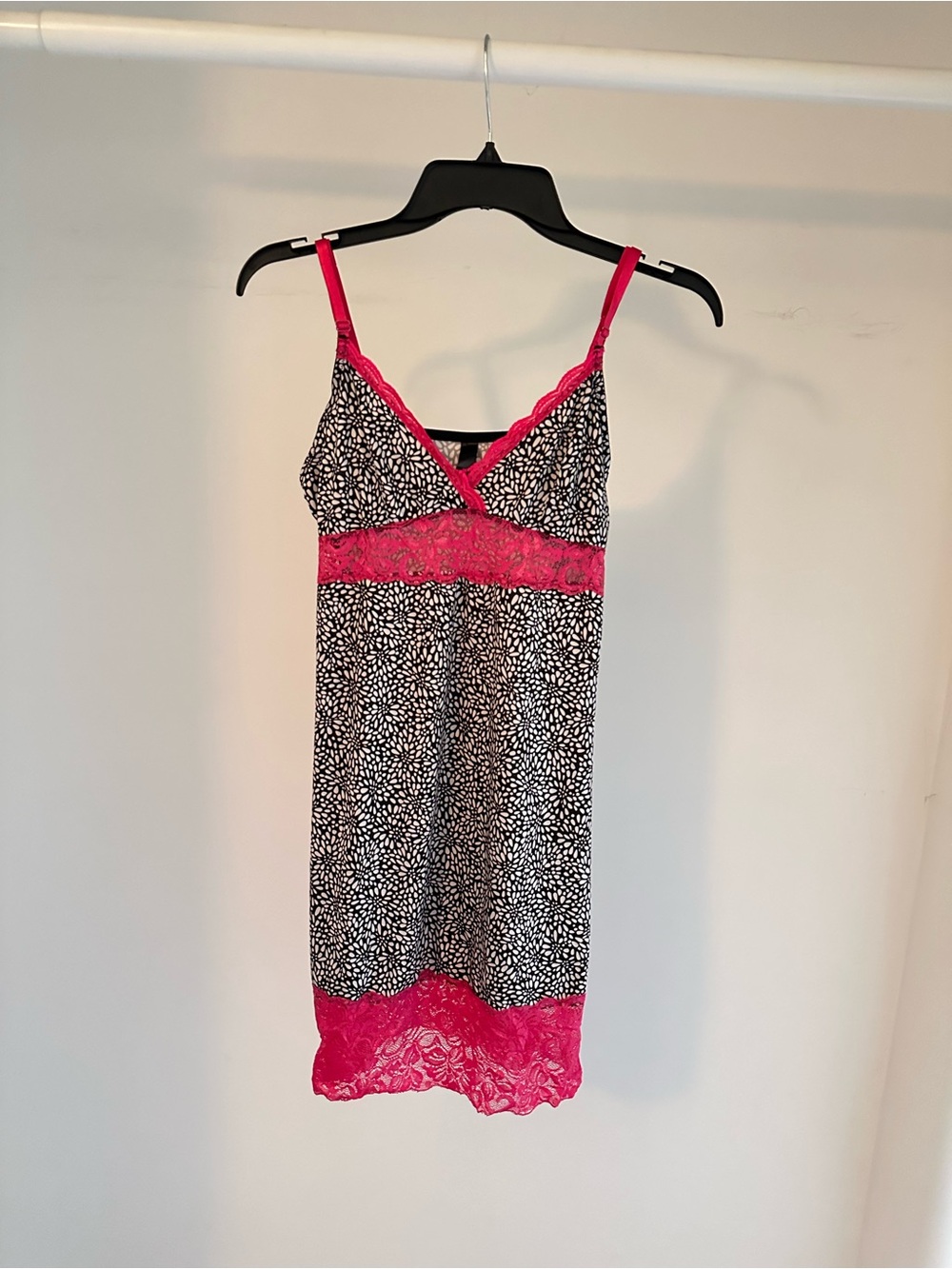 Fuchsia Trim Black & White Printed Lace Chemise